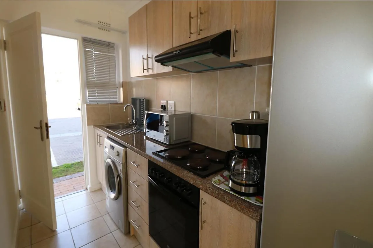 Coral Sands Apartment Muizenberg