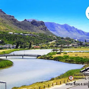 Bed & Breakfast The Muize, Muizenberg